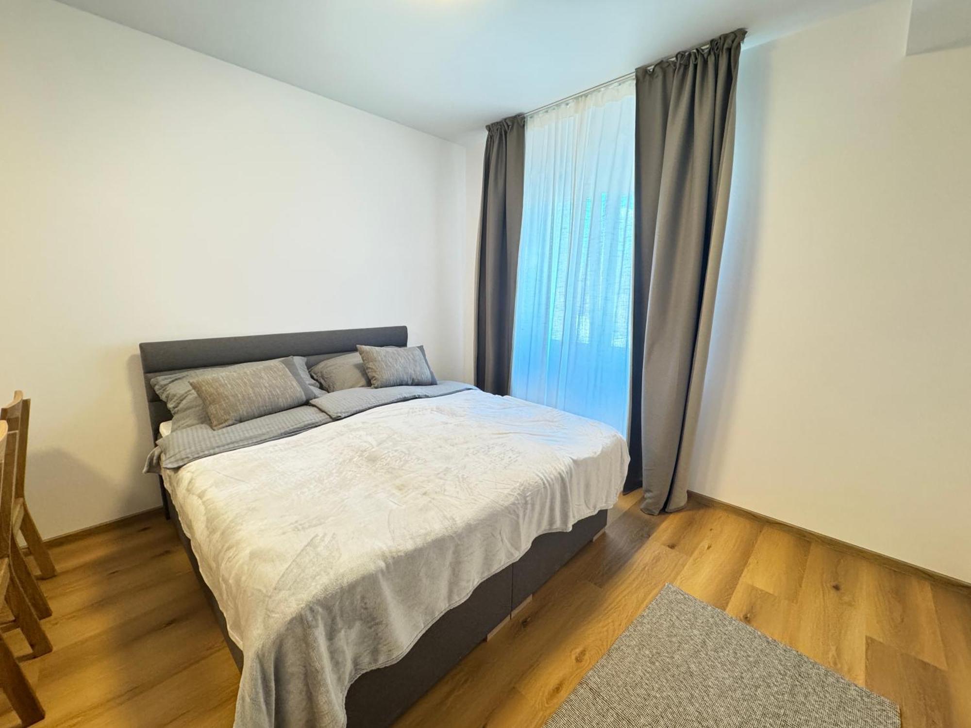 Riverside Apartment Praha Bagian luar foto