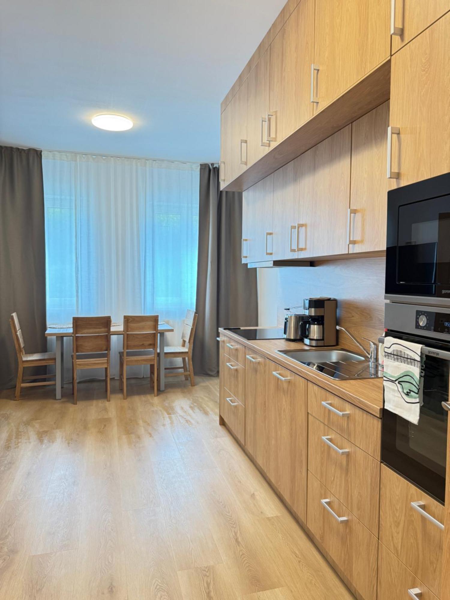 Riverside Apartment Praha Bagian luar foto